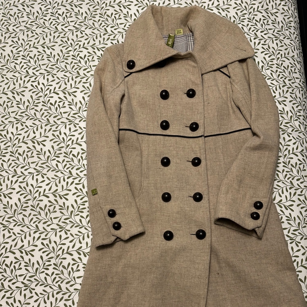 Used Soia & Kyo Coat still have some wear!